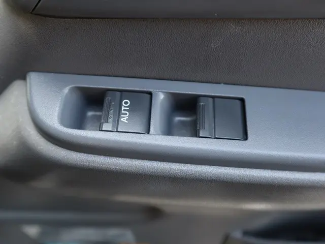 いすゞ エルフ TDG-NKS85AN(4WD)の写真43