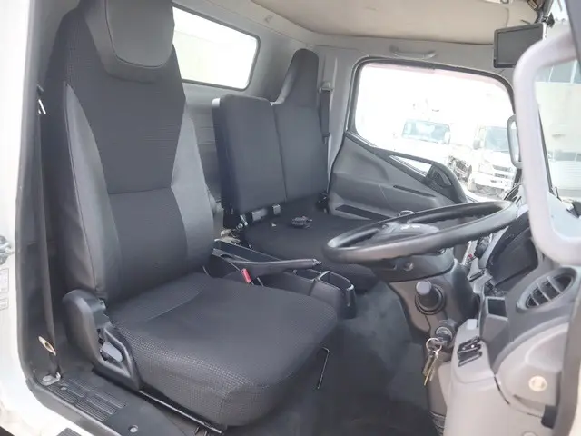 三菱 キャンター TPG-FEB50(2WD)の写真34