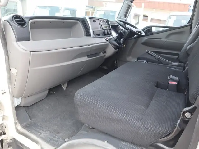 三菱 キャンター TPG-FEB50(2WD)の写真35