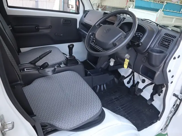 スズキ キャリイ EBD-DA16T(4WD)の写真32