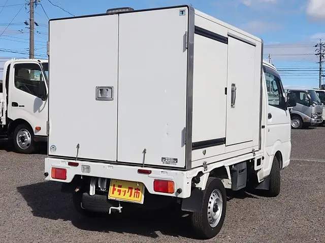 スズキ キャリイ EBD-DA16T(2WD)の写真5