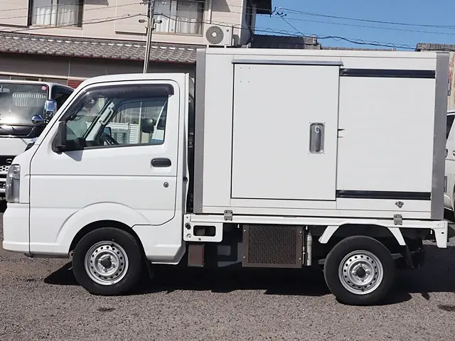 スズキ キャリイ EBD-DA16T(2WD)の写真9