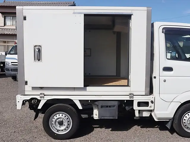 スズキ キャリイ EBD-DA16T(2WD)の写真10