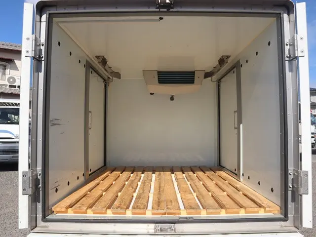 スズキ キャリイ EBD-DA16T(2WD)の写真12