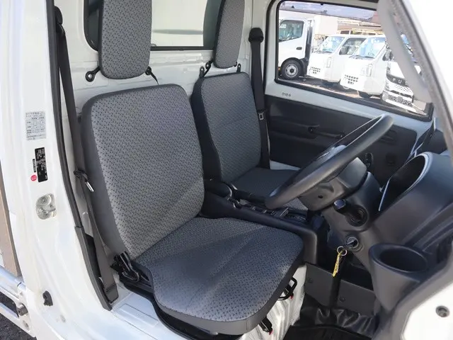 スズキ キャリイ EBD-DA16T(2WD)の写真31