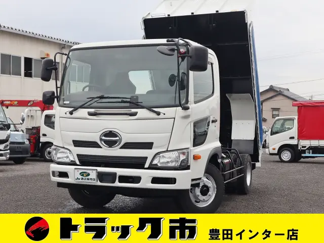 日野 レンジャー 2KG-FC2ABA(2WD)の写真1