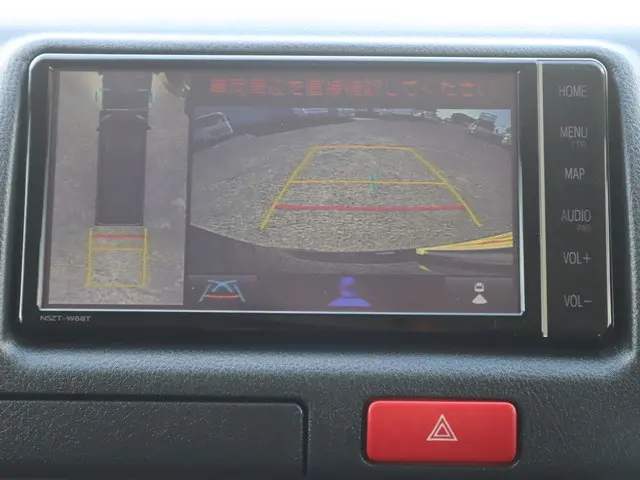 トヨタ ハイエースバン 3BF-TRH200V(2WD)の写真17