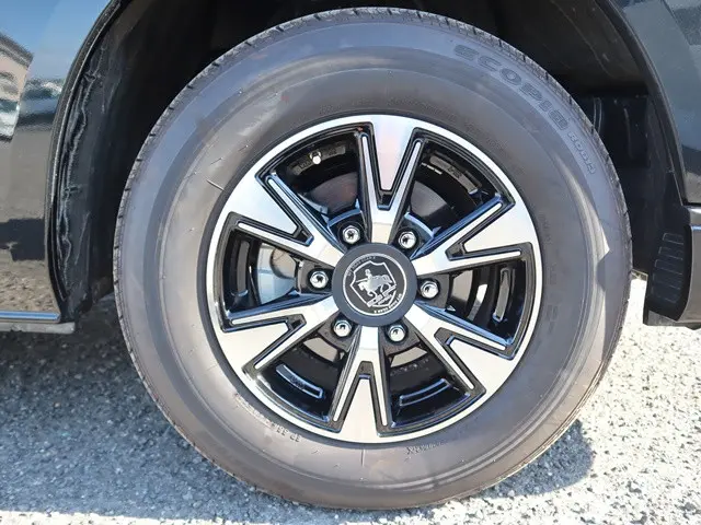 トヨタ ハイエースバン 3BF-TRH200V(2WD)の写真23