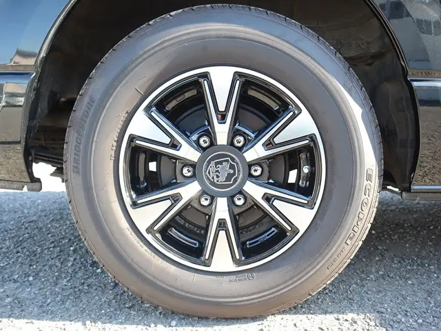 トヨタ ハイエースバン 3BF-TRH200V(2WD)の写真30