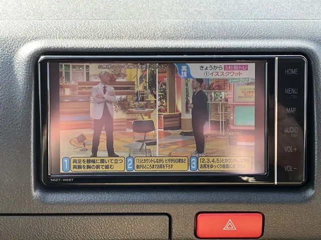 トヨタ ハイエースバン 3BF-TRH200V(2WD)の写真43