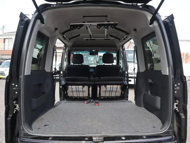 トヨタ ピクシスバン 3BD-S331M(4WD)の写真13