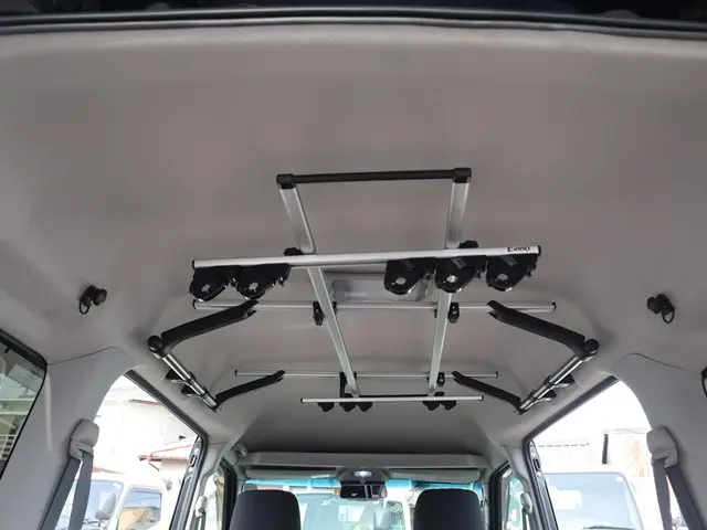 トヨタ ピクシスバン 3BD-S331M(4WD)の写真14