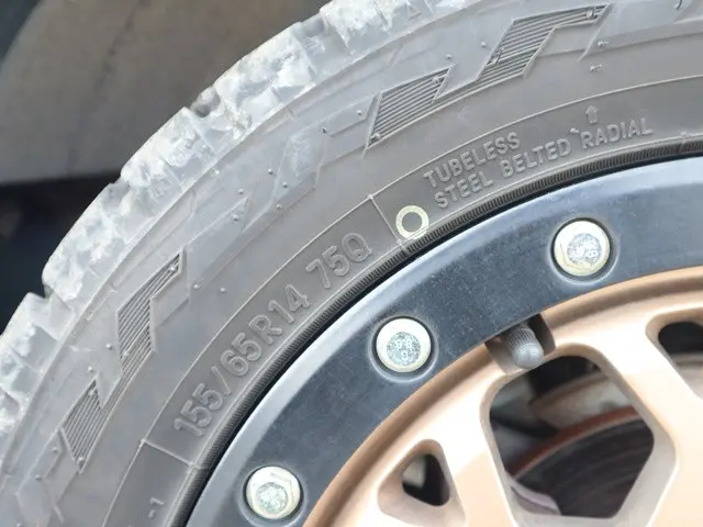 トヨタ ピクシスバン 3BD-S331M(4WD)の写真22