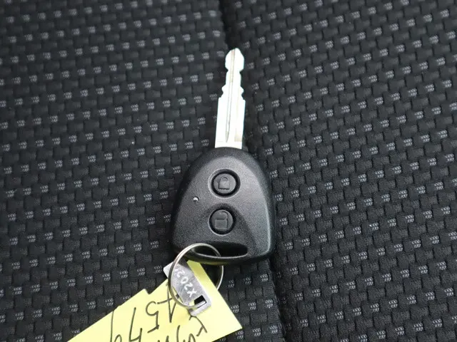 トヨタ ピクシスバン 3BD-S331M(4WD)の写真38