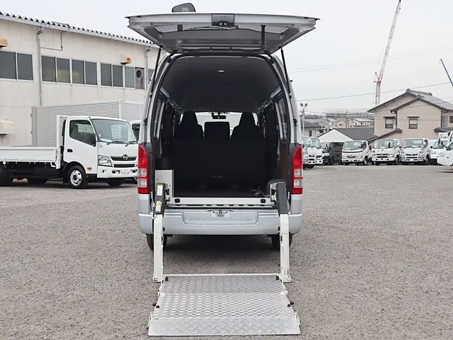 トヨタ その他(トヨタ) CBF-TRH200K(2WD)の写真1