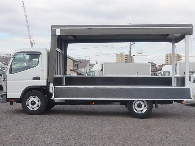 三菱 キャンター 2PG-FEB90(2WD)の写真11