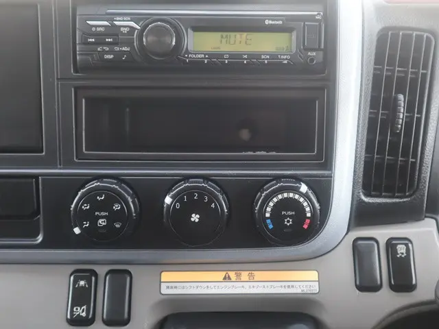 三菱 キャンター 2PG-FEB90(2WD)の写真38