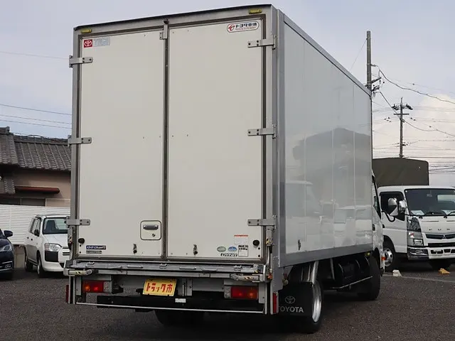 トヨタ ダイナ TKG-XZU710(2WD)の写真5