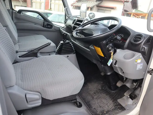 トヨタ ダイナ TKG-XZU710(2WD)の写真34