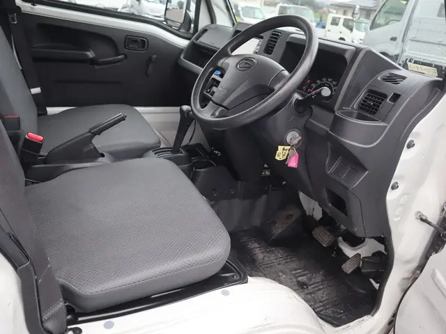 ダイハツ ハイゼットトラック EBD-S500P(2WD)の写真33
