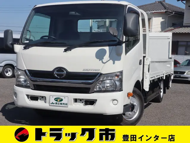 日野 デュトロ TKG-XZU710M(2WD)の写真1