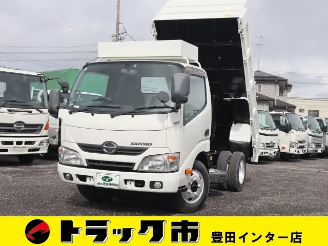 日野 デュトロ TKG-XZU620T(2WD)の写真1