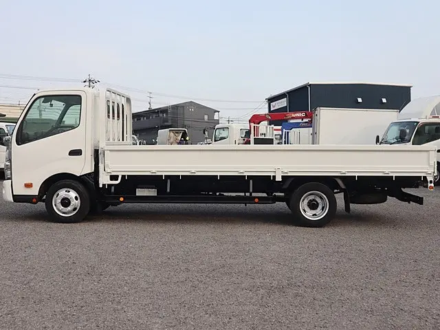 トヨタ トヨエース TKG-XZU722(2WD)の写真9
