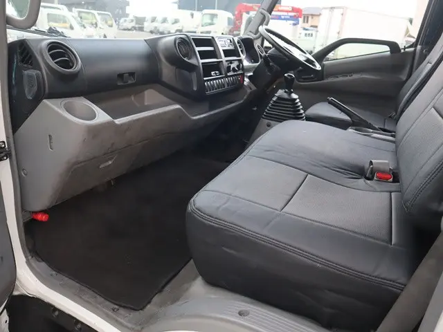 トヨタ トヨエース TKG-XZU722(2WD)の写真30