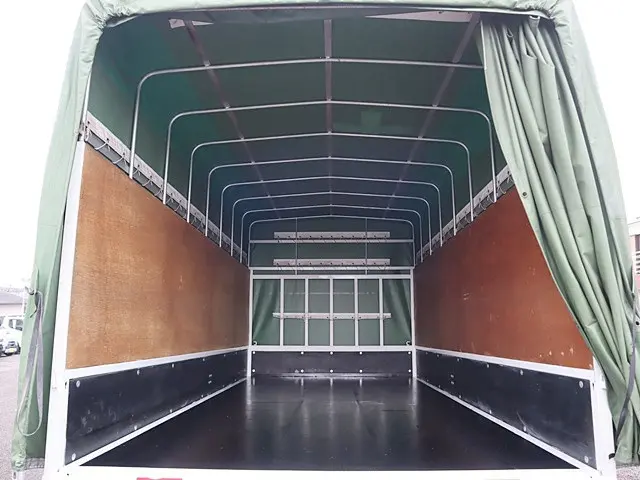 三菱 キャンター TPG-FEB50(2WD)の写真11