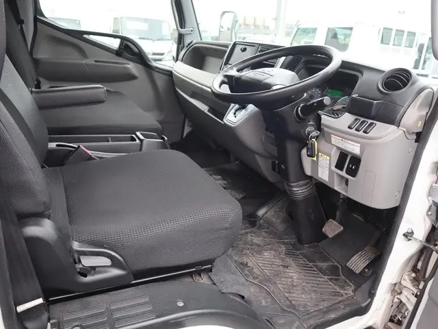 三菱 キャンター TPG-FEB50(2WD)の写真27