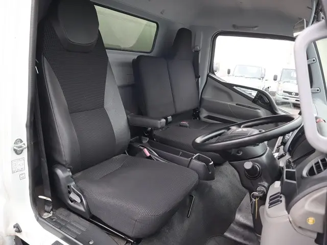 三菱 キャンター TPG-FEB50(2WD)の写真28