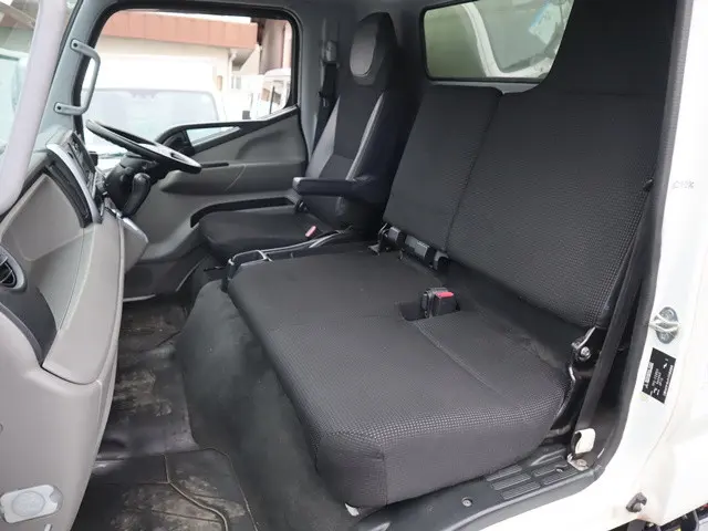 三菱 キャンター TPG-FEB50(2WD)の写真30