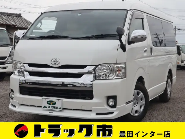 トヨタ ハイエース CBA-TRH214W(2WD)の写真1