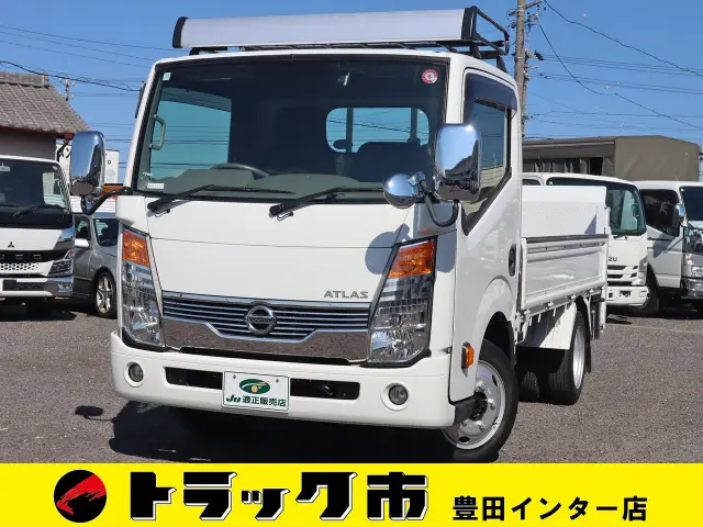 日産 アトラス SKG-TZ2F24(2WD)の写真1