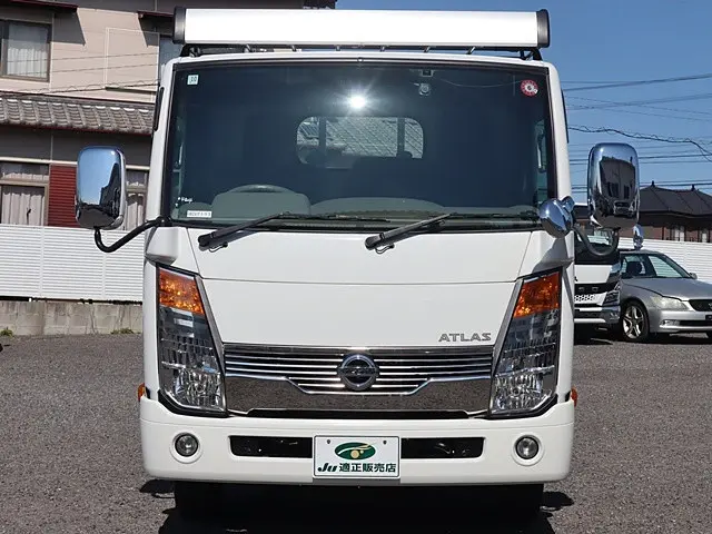 日産 アトラス SKG-TZ2F24(2WD)の写真3