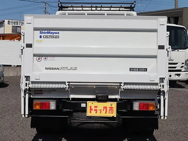 日産 アトラス SKG-TZ2F24(2WD)の写真6