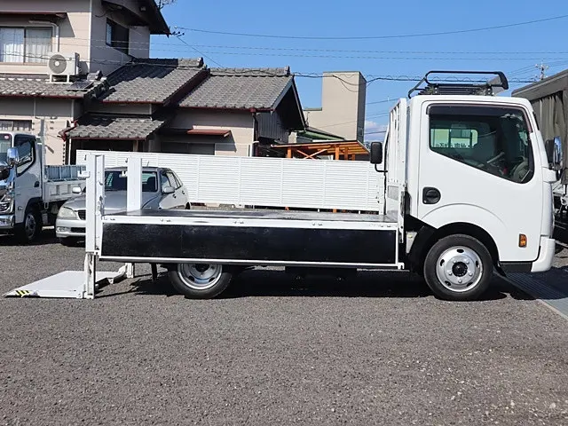 日産 アトラス SKG-TZ2F24(2WD)の写真10