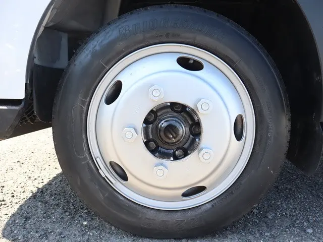 日産 アトラス SKG-TZ2F24(2WD)の写真27