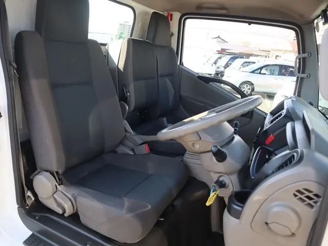 日産 アトラス SKG-TZ2F24(2WD)の写真33