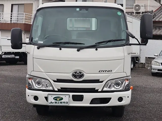 トヨタ ダイナ 2RG-XZU655(2WD)の写真3
