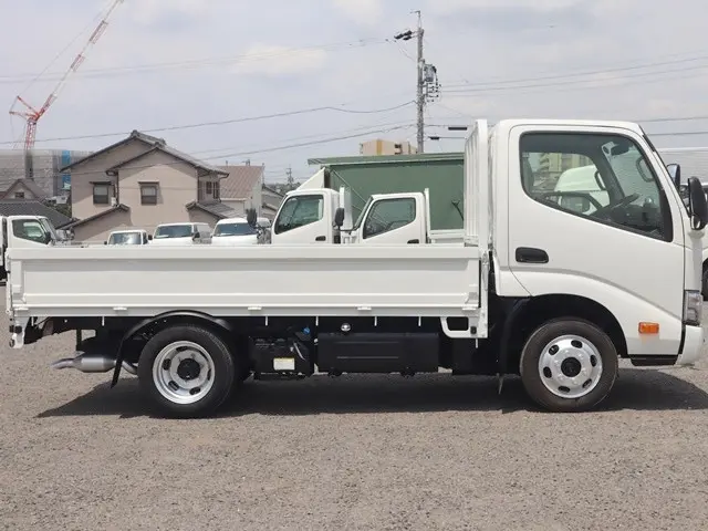 トヨタ ダイナ 2DG-GDY231(2WD)の写真8