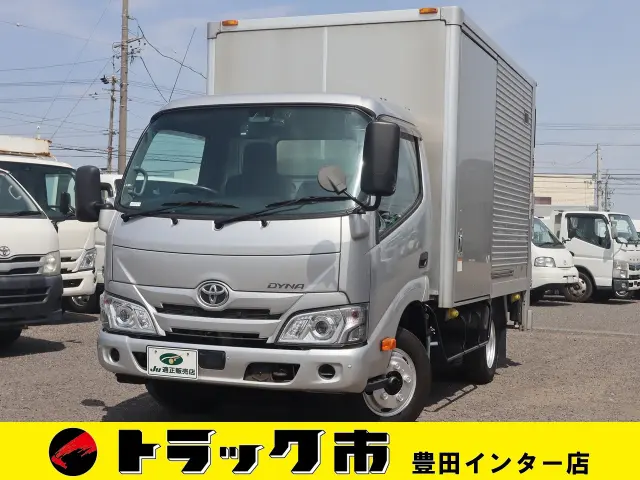 トヨタ ダイナ 2RG-XZU605(2WD)の写真1
