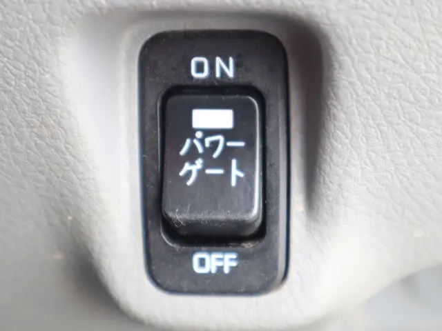 トヨタ トヨエース QDF-KDY231(2WD)の写真38
