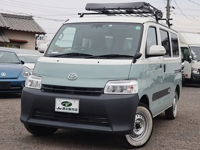 トヨタ タウンエースバン 5BF-S413M(4WD)の写真2