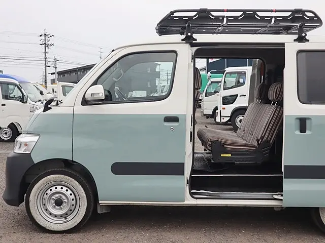 トヨタ タウンエースバン 5BF-S413M(4WD)の写真11