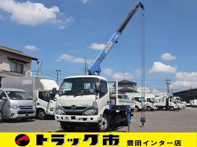 日野 デュトロ TPG-XZU650M(2WD)の写真1