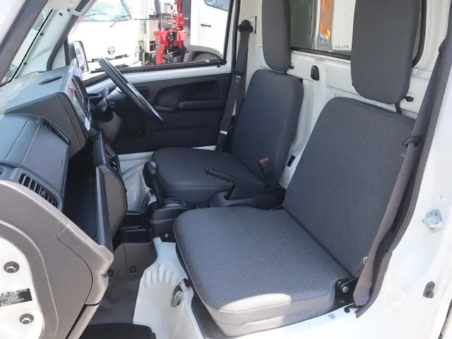 ダイハツ ハイゼットトラック EBD-S500P(2WD)の写真34