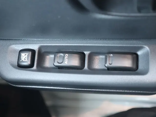 ダイハツ ハイゼットトラック EBD-S500P(2WD)の写真38