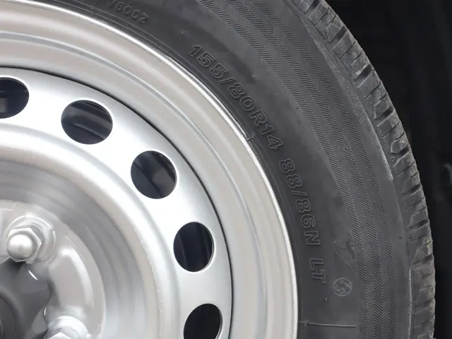 トヨタ サクシードバン 6AE-NHP160V(2WD)の写真19