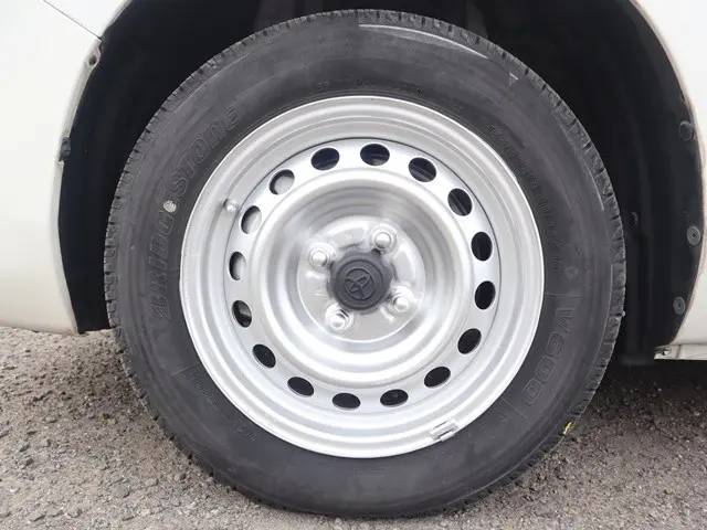 トヨタ サクシードバン 6AE-NHP160V(2WD)の写真23